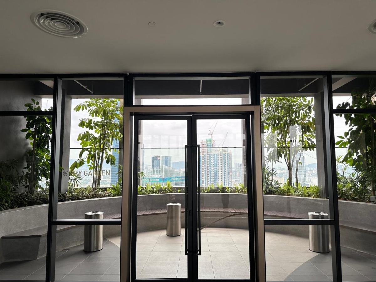 Crystal Suites At Axon Residence Near Pavilion Kuala Lumpur Exterior photo